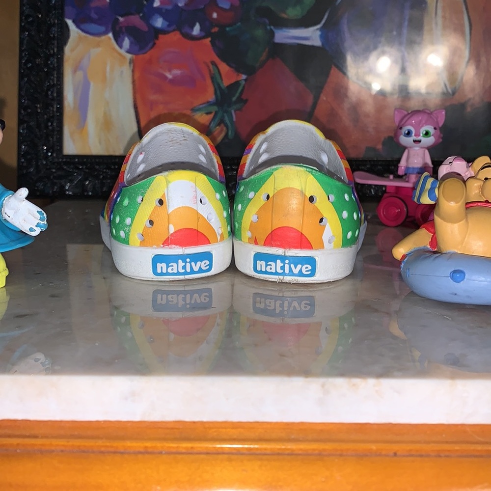 Native slip ons - Picture 3 of 5